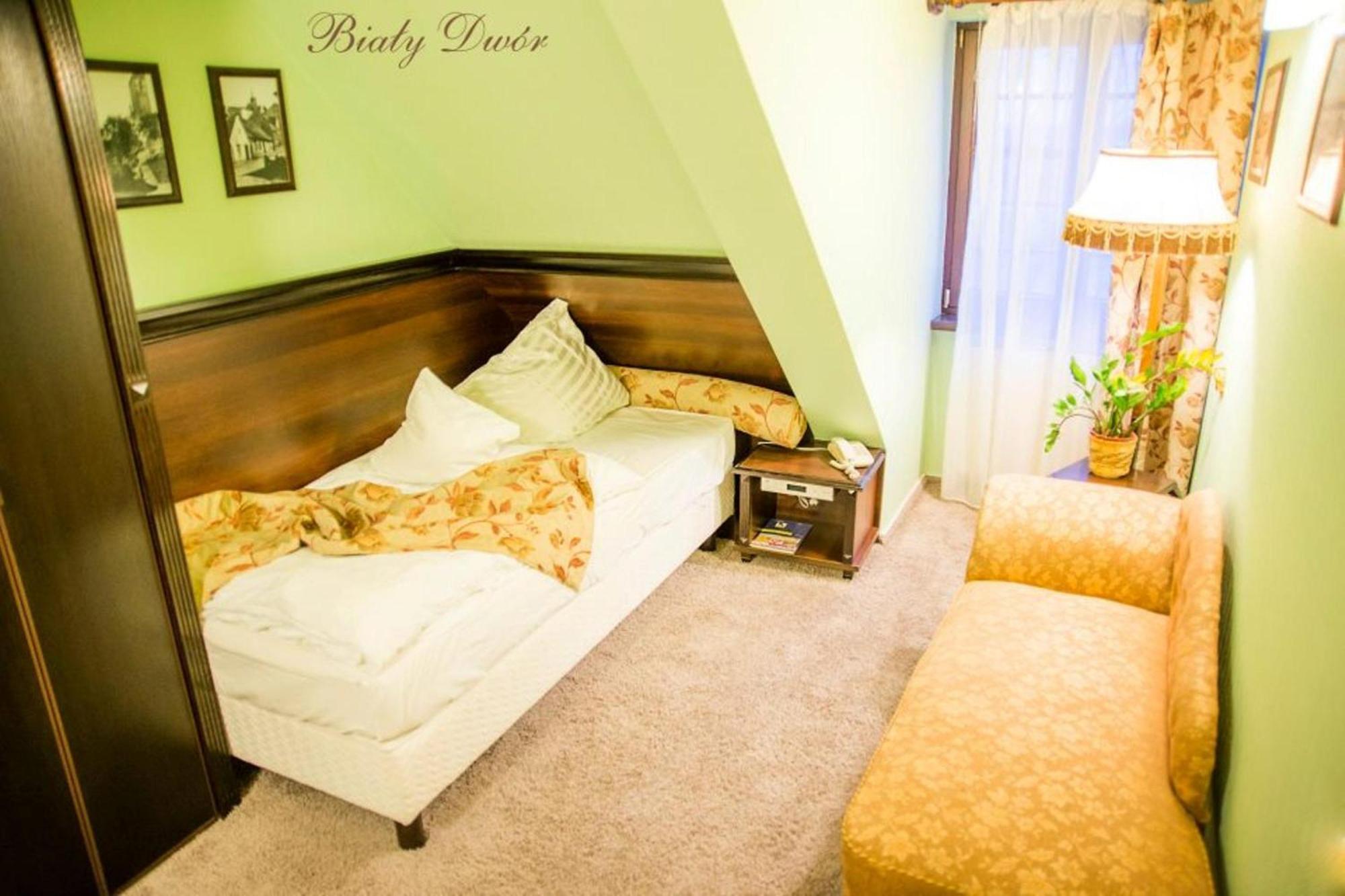 Bialy Dwor Bed and Breakfast Kwidzyn Buitenkant foto