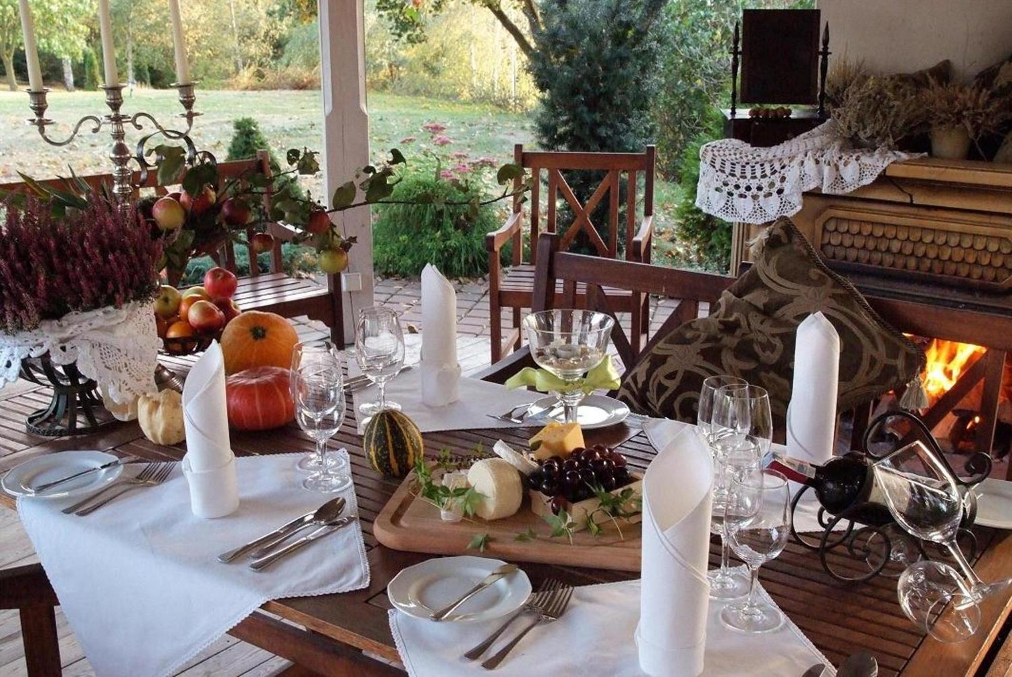 Bialy Dwor Bed and Breakfast Kwidzyn Buitenkant foto