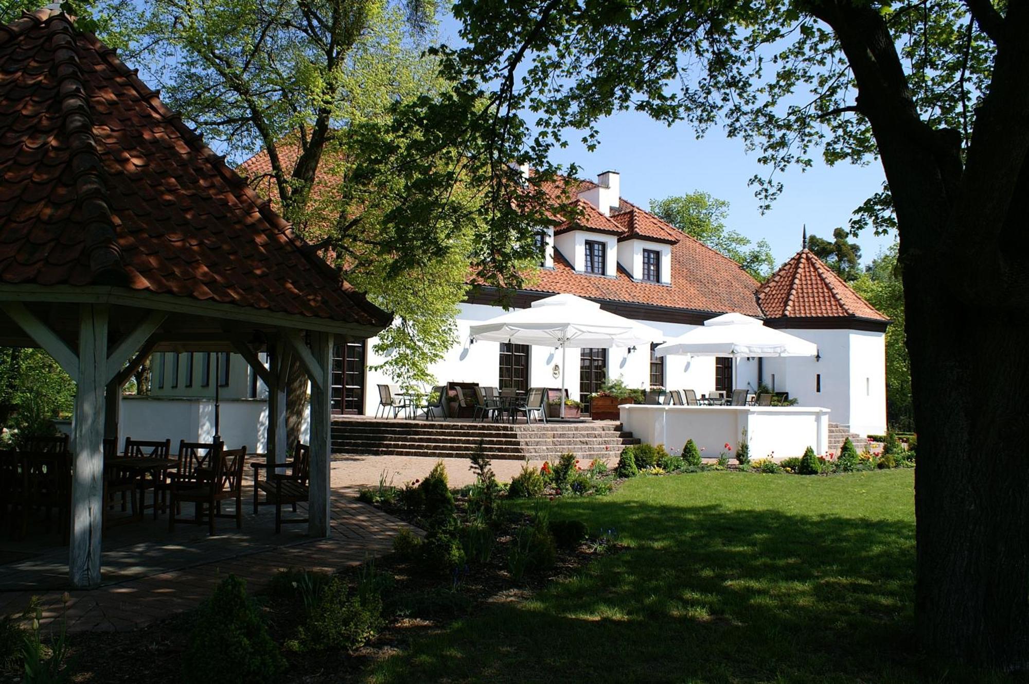 Bialy Dwor Bed and Breakfast Kwidzyn Buitenkant foto