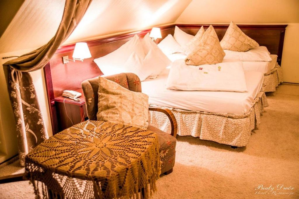 Bialy Dwor Bed and Breakfast Kwidzyn Kamer foto