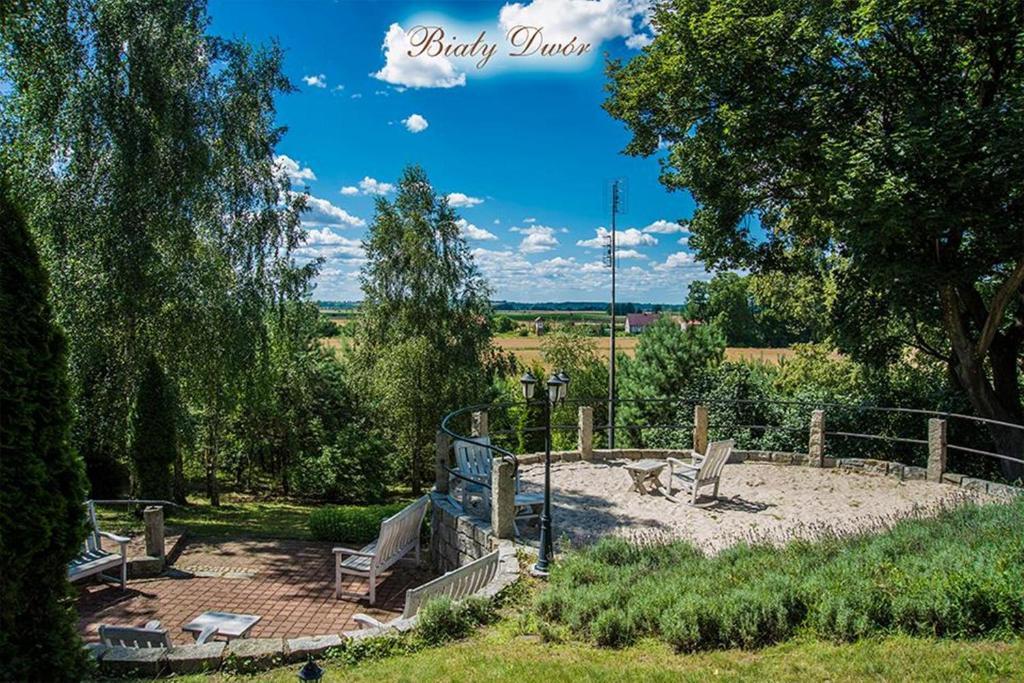 Bialy Dwor Bed and Breakfast Kwidzyn Buitenkant foto