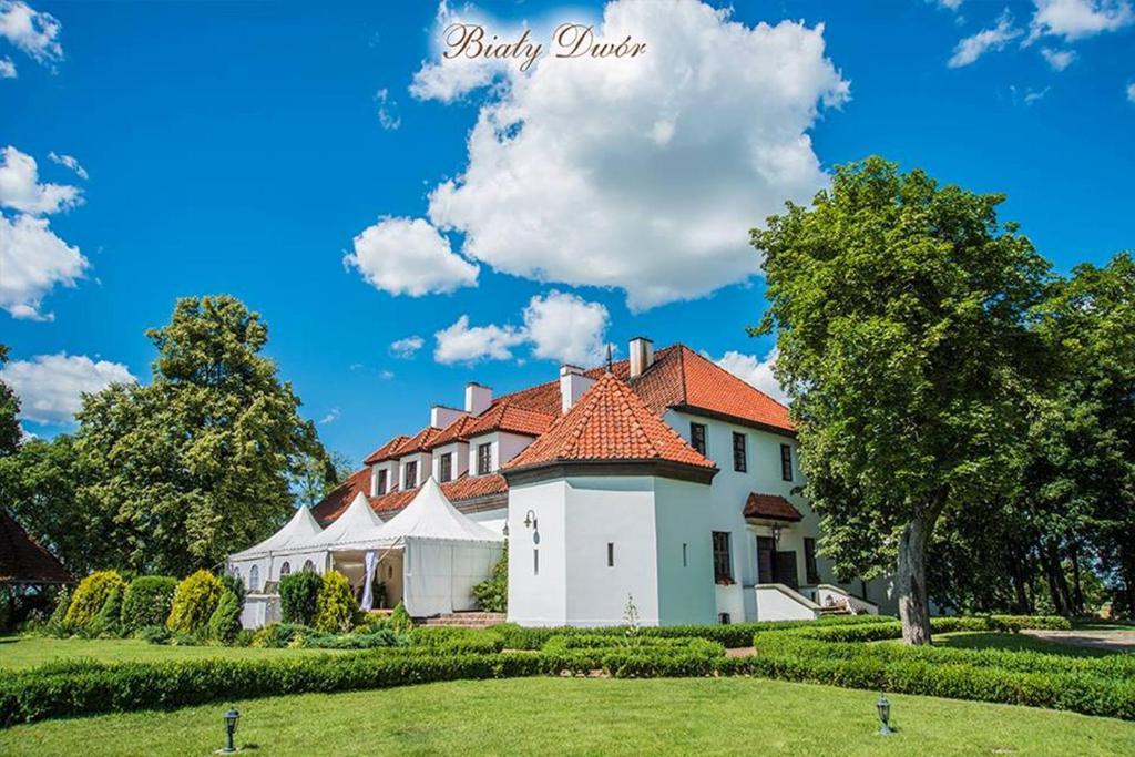 Bialy Dwor Bed and Breakfast Kwidzyn Buitenkant foto