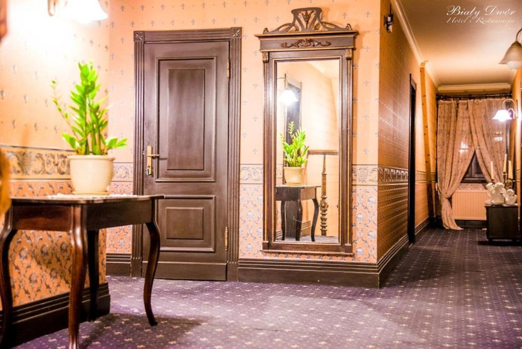 Bialy Dwor Bed and Breakfast Kwidzyn Buitenkant foto