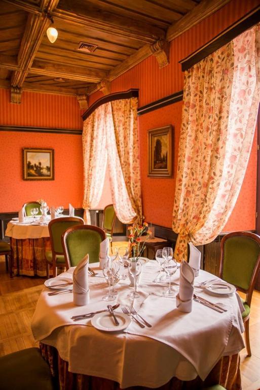 Bialy Dwor Bed and Breakfast Kwidzyn Buitenkant foto