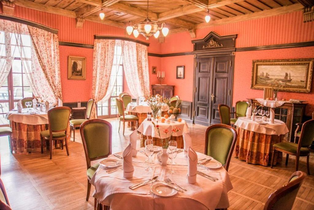 Bialy Dwor Bed and Breakfast Kwidzyn Buitenkant foto